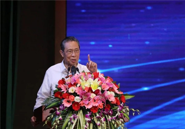 空凈&ldquo;奧斯卡&rdquo; | BROAN榮獲鐘南山院士頒發(fā)的&ldquo;南山獎&rdquo;